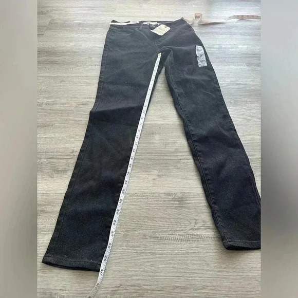 Levi’s shinny high rise skinny jeans stretch size 28 - Picture 7 of 7